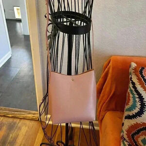 Samara Medium Shoulder Bag